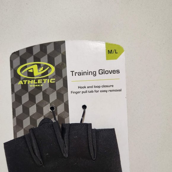 NEW Athletic Works Weightlifting Gloves Gym Workout Size M/L Half Finger - Picture 7 of 9